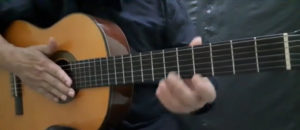 Estudos descendentes para combinação dos dedos na mão esquerda no violão