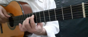 Como desenvolver a técnica dos baixos no violão
